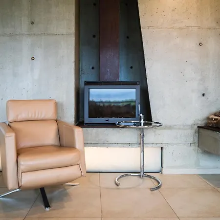 Tadao Ando *